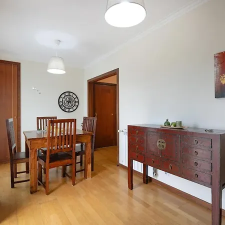 Retreat With Balcony Apartment