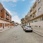 Retreat With Balcony Espinho (Aveiro)
