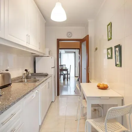 Retreat With Balcony Espinho (Aveiro)