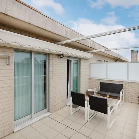 Retreat With Balcony Apartamento