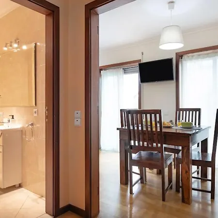 Retreat With Balcony