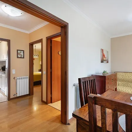 شقة Retreat With Balcony إسبِنو