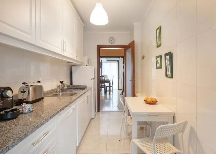 Retreat With Balcony Espinho (Aveiro)